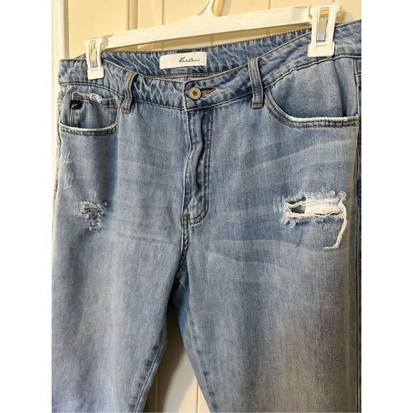 KanCan Mid Rise Distressed Mom Jeans - Size 13/30 - KC6269L - Picture 2 of 8